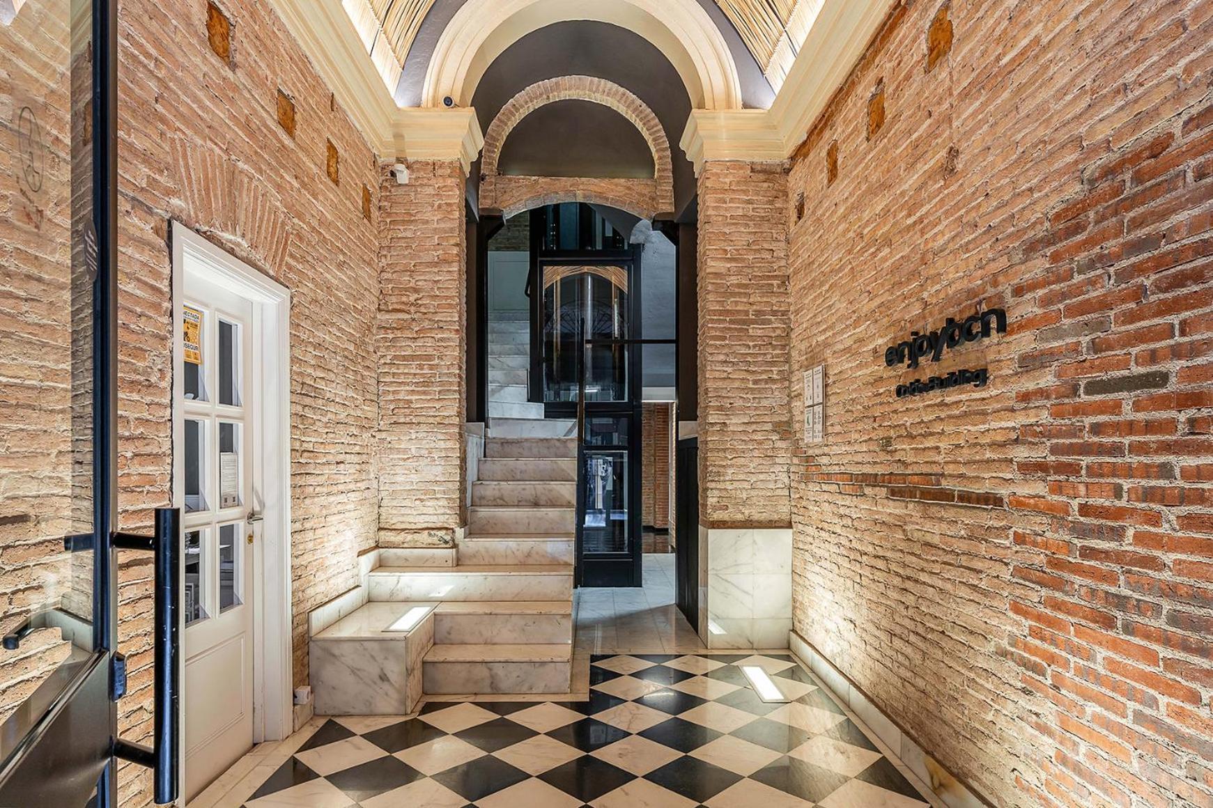 Enjoybcn Colon Apartments バルセロナ エクステリア 写真