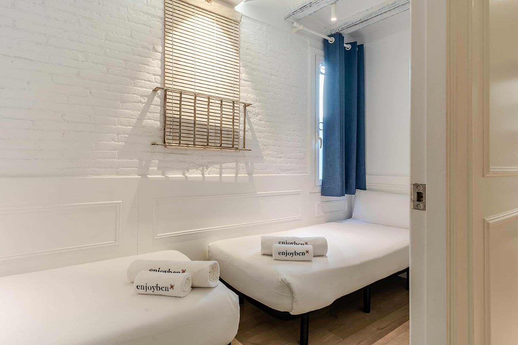 Enjoybcn Colon Apartments バルセロナ エクステリア 写真