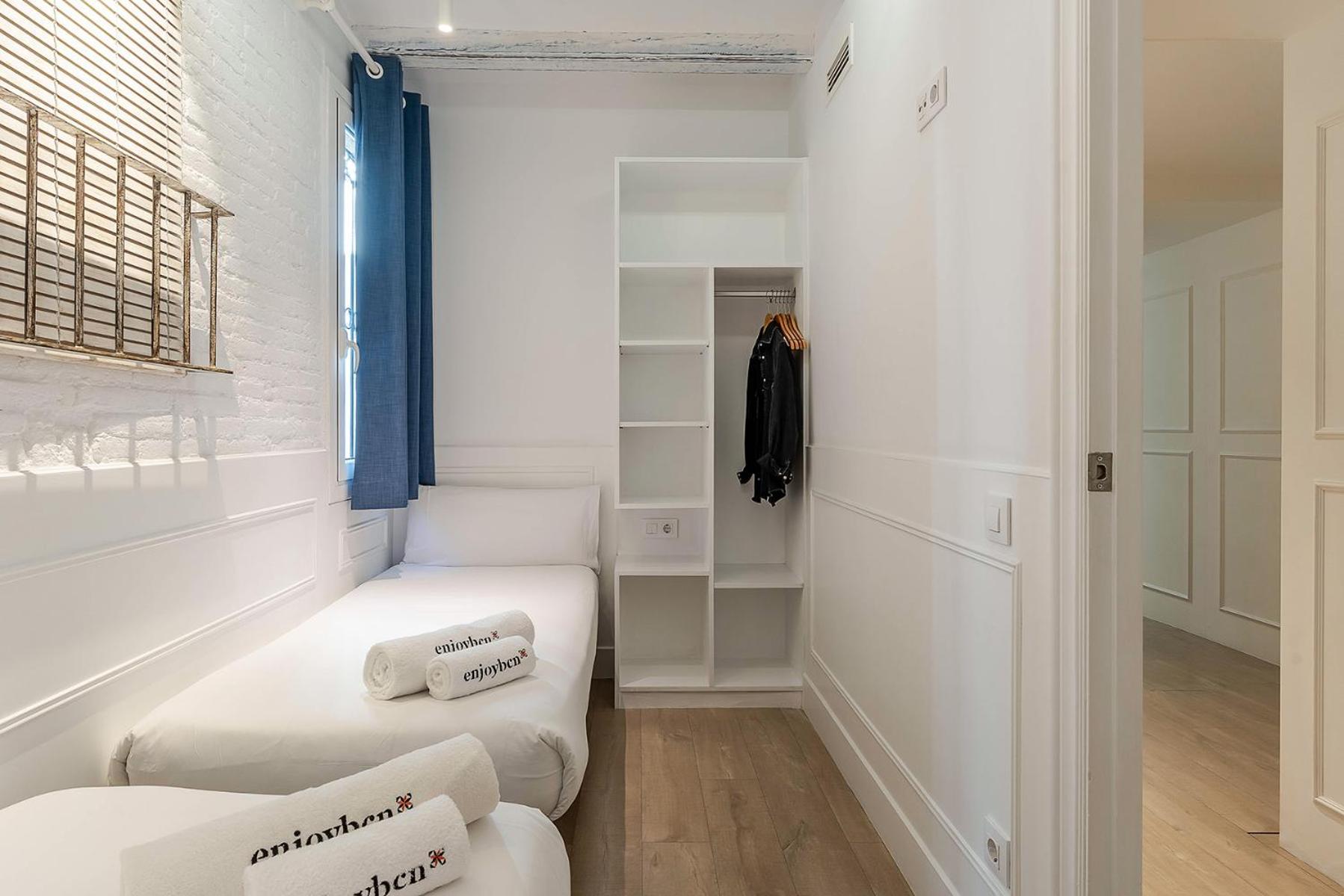 Enjoybcn Colon Apartments バルセロナ エクステリア 写真