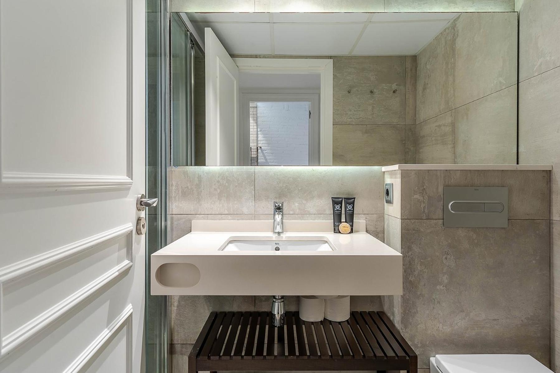 Enjoybcn Colon Apartments バルセロナ エクステリア 写真